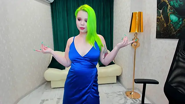 Snapshot of EnergyBunny_1 chatting on 02-09-25, 08:24 EnergyBunny 1 online show from 02-09-25, 08:24