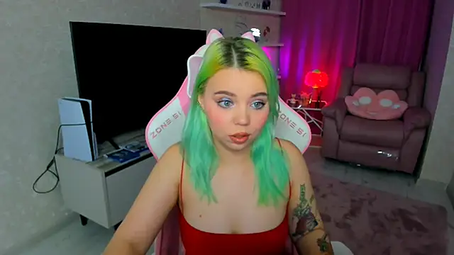 Snapshot of EnergyBunny_1 chatting on 10-04-25, 06:17 EnergyBunny 1 online show from 10-04-25, 06:17