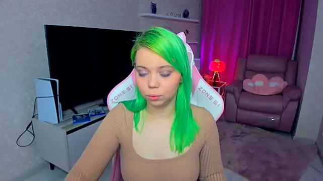 Snapshot of EnergyBunny_1 chatting on 10-11-25, 07:23 EnergyBunny 1 online show from 10-11-25, 07:23