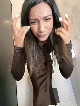  MiaQueen  online show from 12-22-25, 08:28