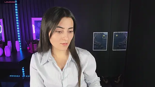 Snapshot of KylieMellow chatting on 02-22-25, 08:50 KylieMellow online show from 02-22-25, 08:50