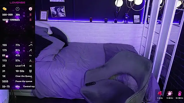 Snapshot of KylieMellow chatting on 03-14-25, 12:18 KylieMellow online show from 03-14-25, 12:18