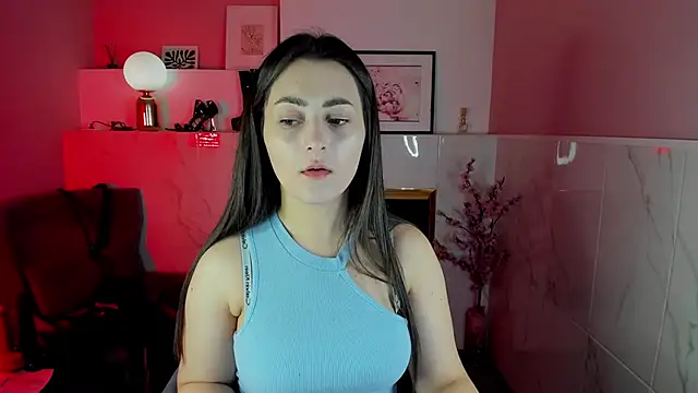 Snapshot of KylieMellow chatting on 09-17-25, 05:09 KylieMellow online show from 09-17-25, 05:09