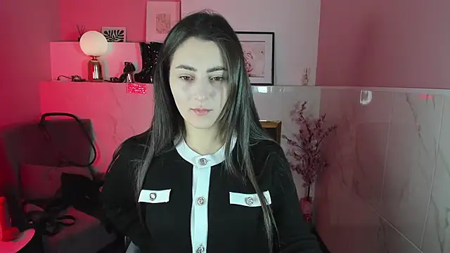 Snapshot of KylieMellow chatting on 09-21-25, 05:31 KylieMellow online show from 09-21-25, 05:31