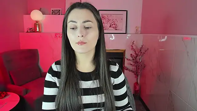 Snapshot of KylieMellow chatting on 09-30-25, 01:27 KylieMellow online show from 09-30-25, 01:27