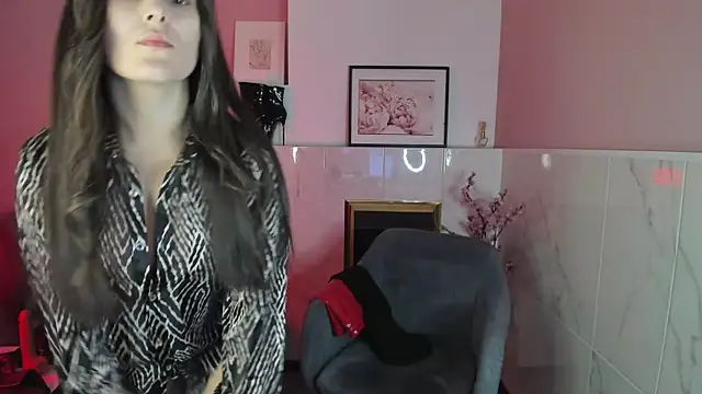 Snapshot of KylieMellow chatting on 10-15-25, 01:44 KylieMellow online show from 10-15-25, 01:44