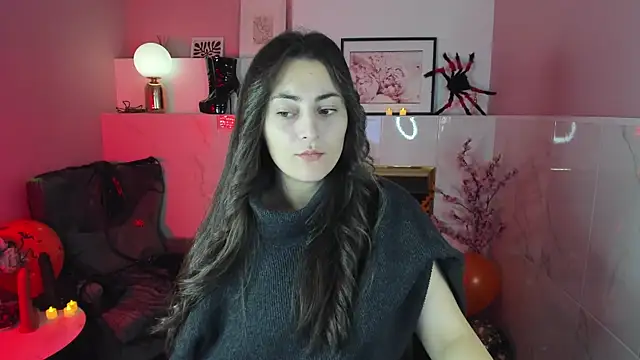 Snapshot of KylieMellow chatting on 10-29-25, 05:20 KylieMellow online show from 10-29-25, 05:20