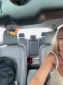 Reyna63 online show from 01-18-25, 11:33