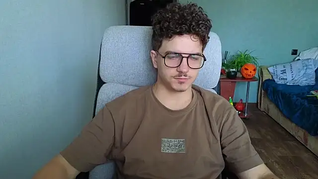 Remy Miles online show from 11-18-25, 09:58