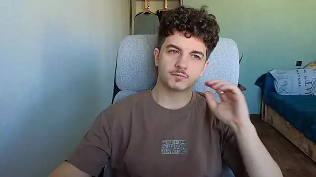 Remy Miles online show from 02-10-26, 07:01