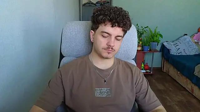 Remy Miles online show from 04-27-26, 06:33