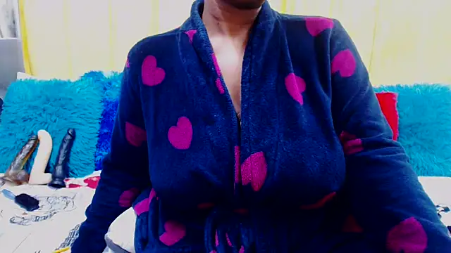 Bustydiva88 online show from 12-20-24, 03:14