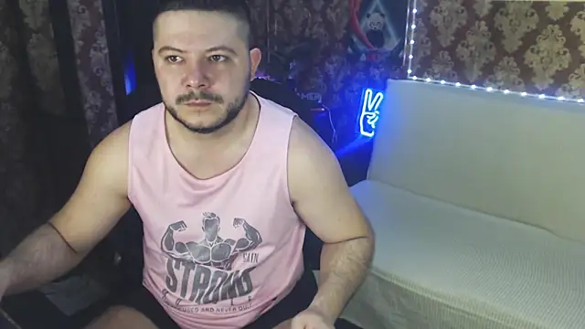 Snapshot of thor_master chatting on 09-21-25, 01:18 thor master online show from 09-21-25, 01:18