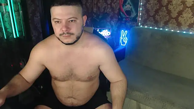 Snapshot of thor_master chatting on 10-08-25, 01:25 thor master online show from 10-08-25, 01:25