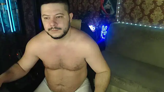 Snapshot of thor_master chatting on 10-15-25, 12:11 thor master online show from 10-15-25, 12:11