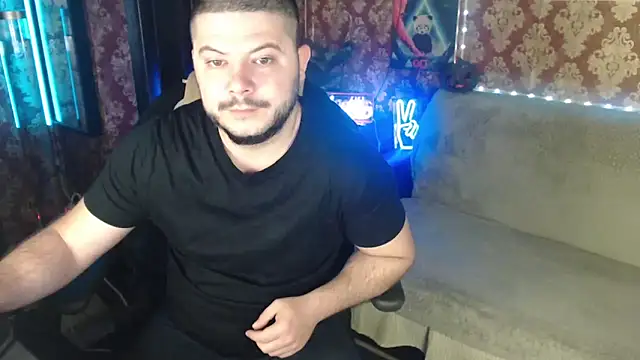 Snapshot of thor_master chatting on 10-22-25, 02:01 thor master online show from 10-22-25, 02:01