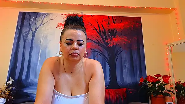 ElizabethEven online show from 01-17-25, 09:17