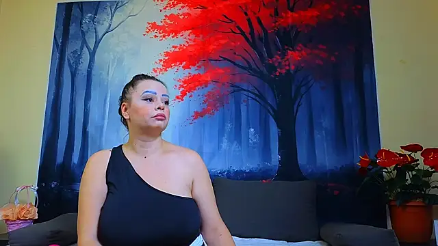 ElizabethEven online show from 02-11-25, 06:55