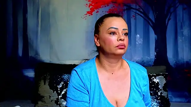 ElizabethEven online show from 05-07-26, 04:01