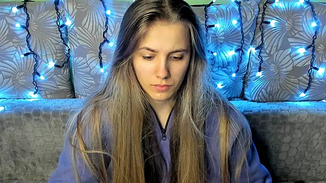 MaggieCake online show from 12-10-24, 12:39