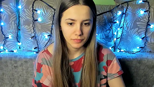 MaggieCake online show from 02-21-25, 05:13