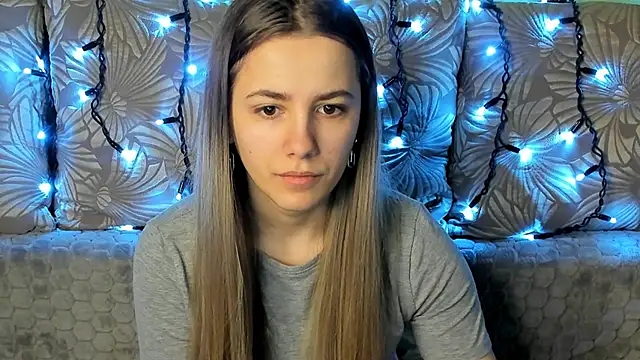 MaggieCake online show from 02-27-25, 05:45