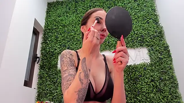 realhotfallingdevil online show from 04-01-26, 04:46