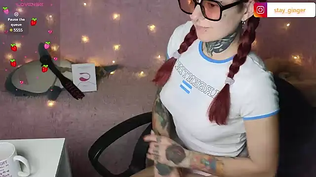 Snapshot of Ginger_Stay chatting on 02-27-25, 12:43 Ginger Stay online show from 02-27-25, 12:43