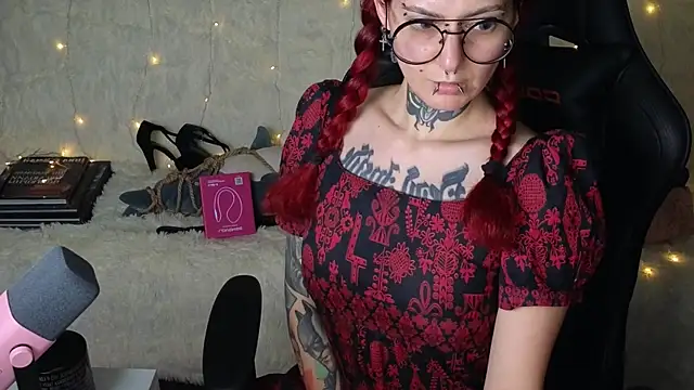 Snapshot of Ginger_Stay chatting on 09-24-25, 11:08 Ginger Stay online show from 09-24-25, 11:08