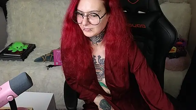 Ginger Stay online show from 11-21-25, 07:29