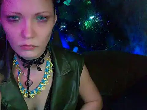WildMissNiks online show from 12-24-24, 11:38