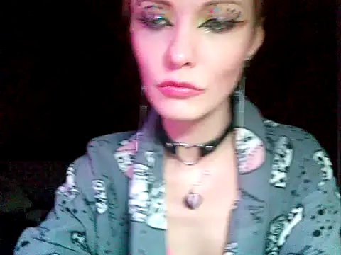 WildMissNiks online show from 01-18-25, 04:42