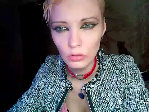 WildMissNiks online show from 01-29-25, 01:49