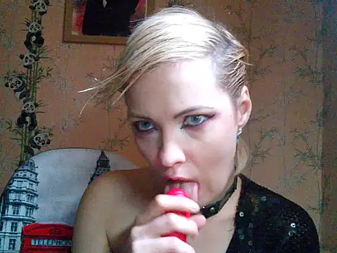 WildMissNiks online show from 10-03-25, 08:22