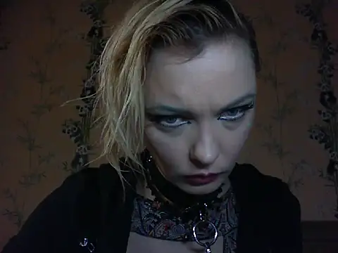 WildMissNiks online show from 03-10-26, 08:19