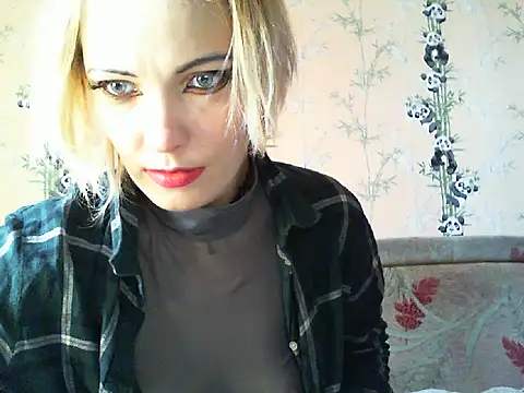 Snapshot of WildMissNiks chatting on 05-05-26, 06:54 WildMissNiks online show from 05-05-26, 06:54