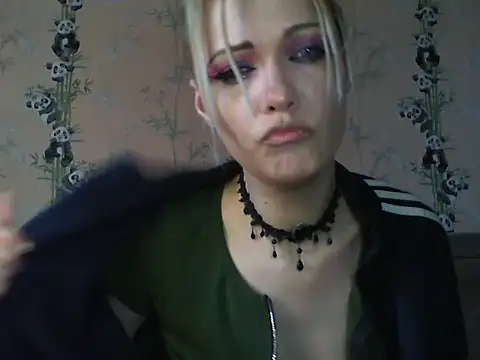 Snapshot of WildMissNiks chatting on 05-09-26, 07:24 WildMissNiks online show from 05-09-26, 07:24