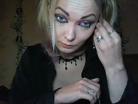 Snapshot of WildMissNiks chatting on 06-02-26, 06:26 WildMissNiks online show from 06-02-26, 06:26