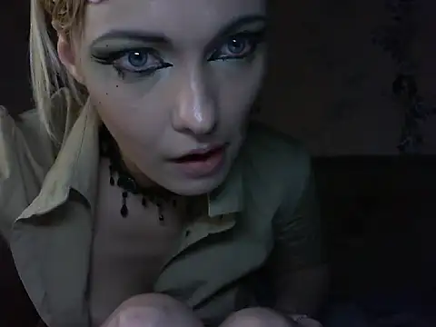 Snapshot of WildMissNiks chatting on 06-13-26, 06:55 WildMissNiks online show from 06-13-26, 06:55