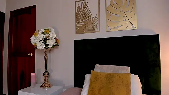 Christy Sea online show from 04-24-26, 12:07