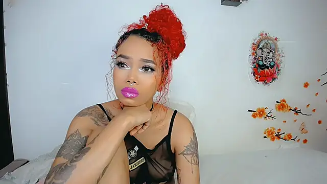 Snapshot of Khelany chatting on 01-05-25, 02:08 Khelany online show from 01-05-25, 02:08