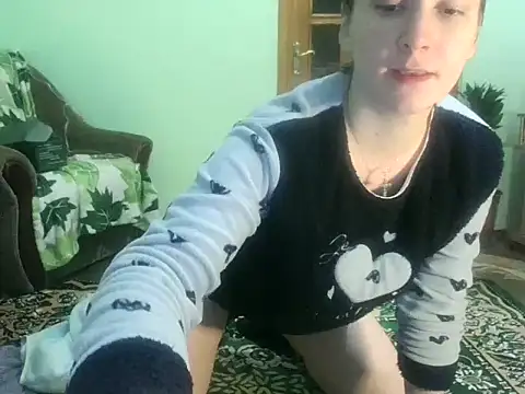 Snapshot of AngelTough20 chatting on 12-15-24, 08:58 AngelTough20 online show from 12-15-24, 08:58