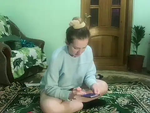 Snapshot of AngelTough20 chatting on 12-17-24, 06:09 AngelTough20 online show from 12-17-24, 06:09