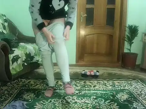 Snapshot of AngelTough20 chatting on 01-13-25, 08:58 AngelTough20 online show from 01-13-25, 08:58