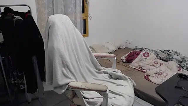 missthon0 online show from 11-14-25, 06:12