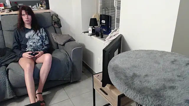 missthon0 online show from 12-01-25, 12:54