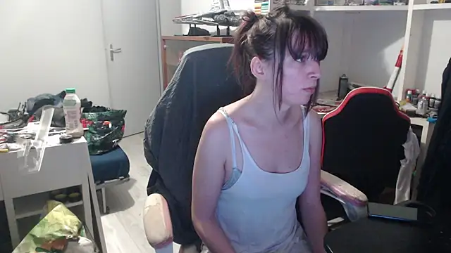 missthon0 online show from 03-05-26, 04:14