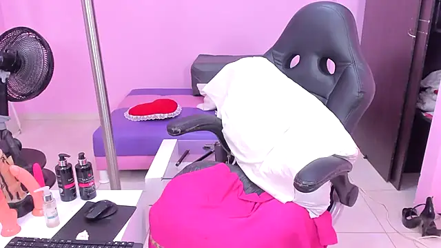 MATURE WHOR33 online show from 02-09-25, 03:01