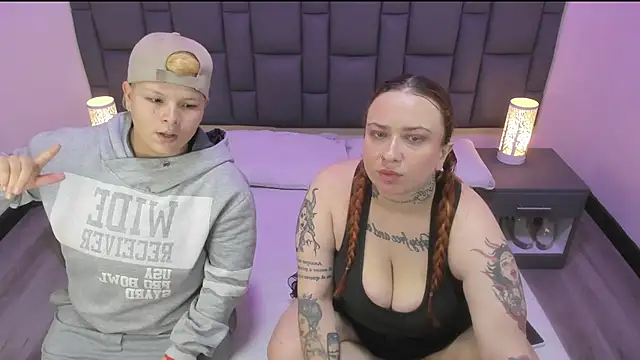 Snapshot of MiaYMolly chatting on 03-06-25, 03:13 MiaYMolly online show from 03-06-25, 03:13