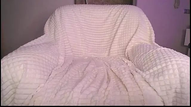 Snapshot of Agness_sweet chatting on 01-10-25, 10:39 Agness sweet online show from 01-10-25, 10:39